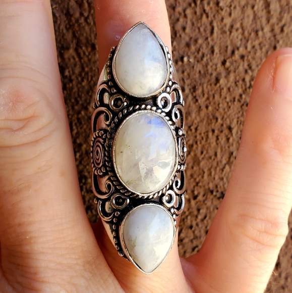 New Rainbow Moonstone 925 Silver Statement Ring. - Picture 14 of 15